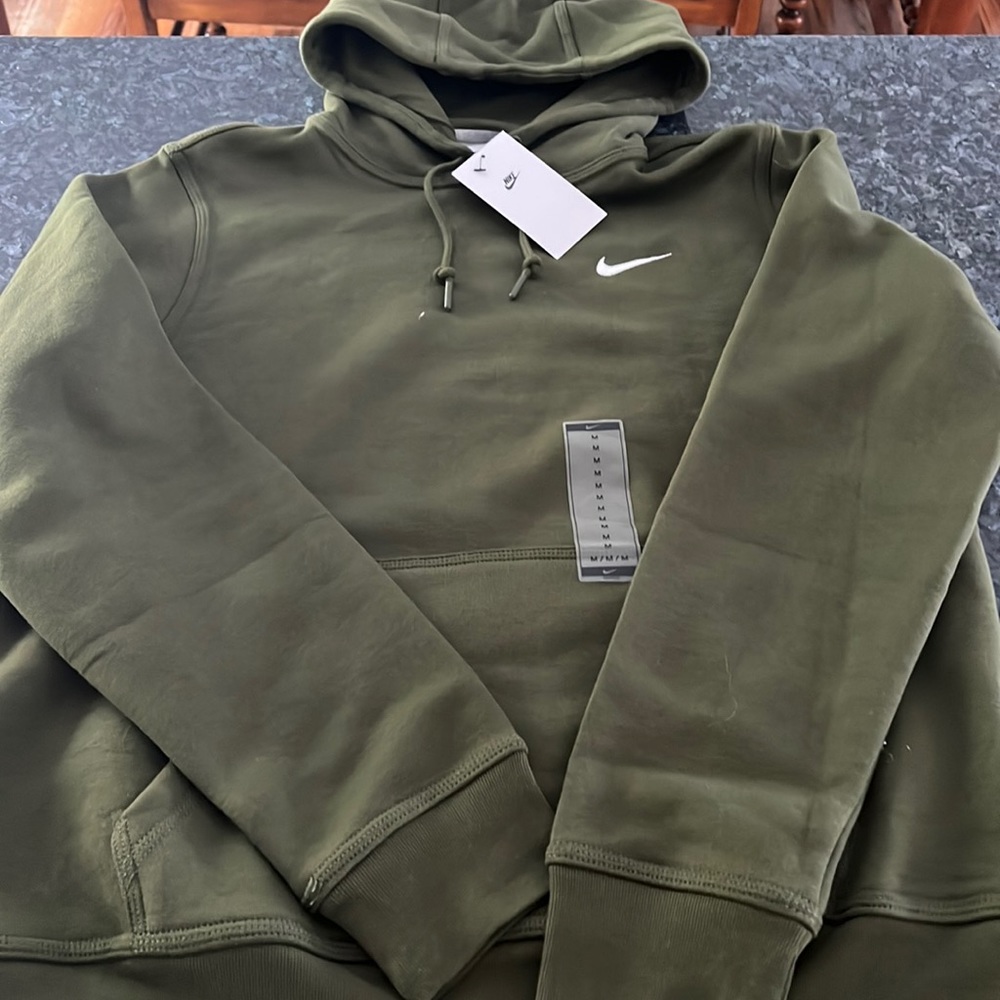 NWT Mens Nike hoodie sweatshirt